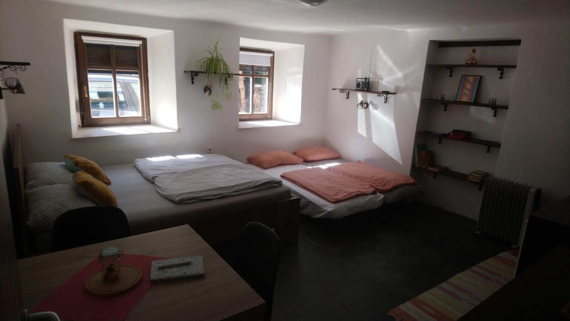 Apartment Slovan Škofja Loka Esterno foto